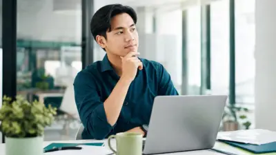 Fresh graduate memetakan pengalaman kuliah ke dunia kerja untuk meningkatkan kesiapan kerja